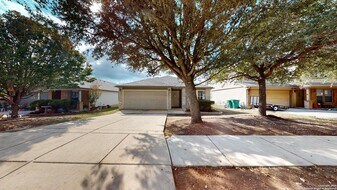 9515 Boatman Pier in Converse, TX - Building Photo