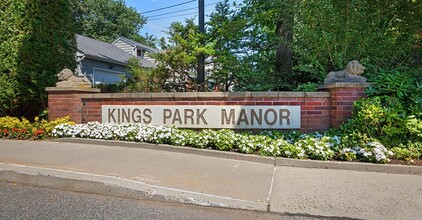 Kings Park Manor Apartments 55 and Older in Kings Park, NY - Building Photo - Building Photo