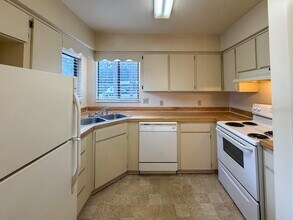 4190 NW 85th Pl in Gainesville, FL - Building Photo - Building Photo