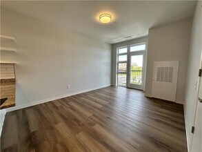 227 Mill Rd in Weirton, WV - Building Photo - Building Photo