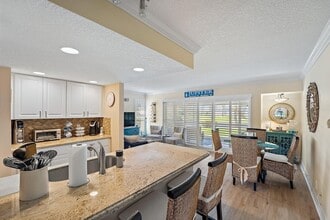 1605 S US Hwy 1, Unit M2-101 in Jupiter, FL - Building Photo - Building Photo