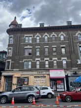 2050 Jerome Ave in Bronx, NY - Building Photo - Building Photo