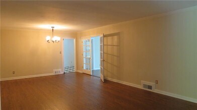 1137 Citadel Dr NE in Atlanta, GA - Building Photo - Building Photo