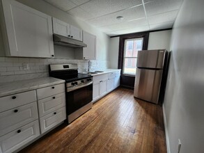 10 Langdon St, Unit 202 in Montpelier, VT - Building Photo - Building Photo