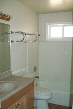 1146 E Campus Dr in Tempe, AZ - Foto de edificio - Building Photo