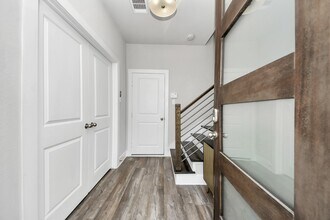 1743 Cove Cres Ct in Houston, TX - Building Photo - Building Photo