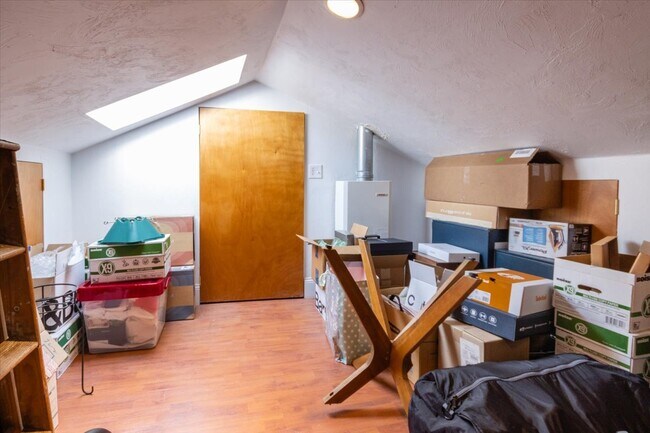 7 Worthington St, Unit 2