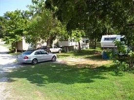 Oakridge Village Mobile Home Park Apartments