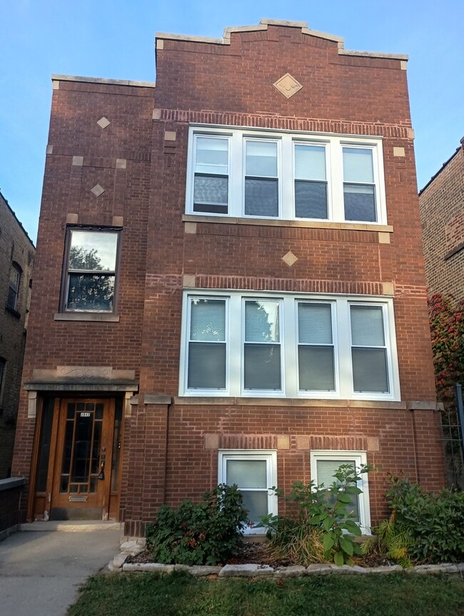 3842 N Mozart St, Unit 2