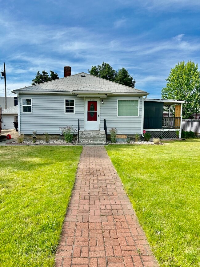 property at 15121 E 1st Ave