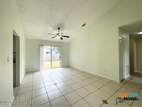 601 7 Gables Cir SE in Palm Bay, FL - Building Photo - Building Photo