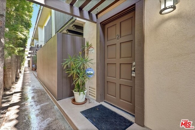913 17th St in Santa Monica, CA - Building Photo - Building Photo
