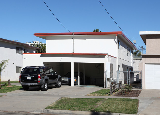 241 G St in Chula Vista, CA - Building Photo - Building Photo