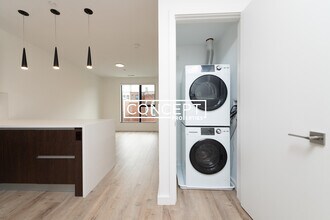 1 Sewall St, Unit 305CP in Boston, MA - Building Photo - Building Photo