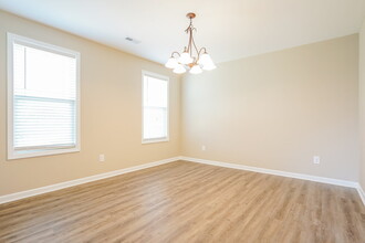 122 Mountain Vw Dr in Garner, NC - Building Photo - Building Photo