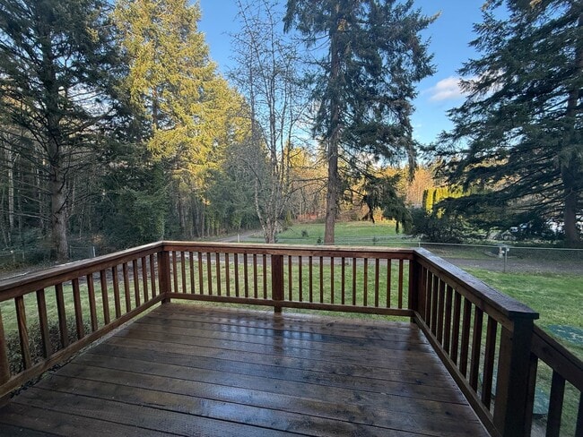 4240 Rodstol Ln SE in Port Orchard, WA - Building Photo - Building Photo