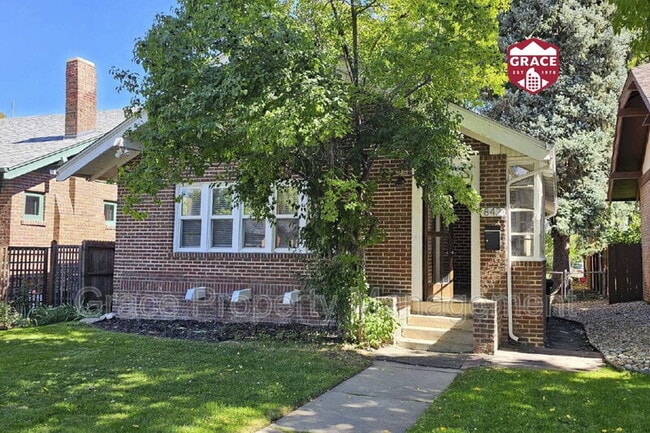 property at 842 Jackson St