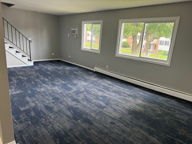 property at 1315 N Dowling Ave