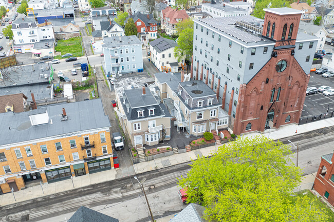 379 Haverhill St in Lawrence, MA - Foto de edificio - Building Photo