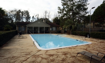 Stonegate in Mobile, AL - Building Photo - Building Photo