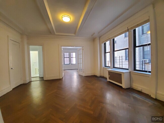 property at 200 W 58th St