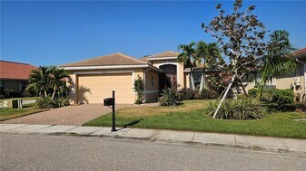 20621 Chestnut Ridge Dr in North Fort Myers, FL - Building Photo