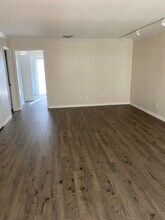 308 S Gomez Ave, Unit C in Tampa, FL - Foto de edificio - Building Photo