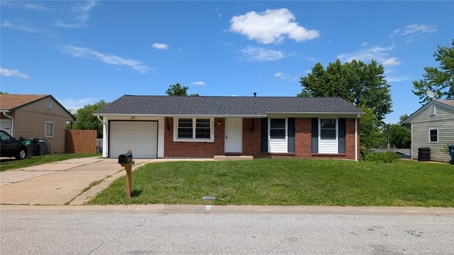 property at 3220 Highgate Ln