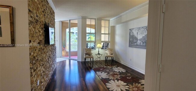 3001 NE 185th St, Unit 428 in Aventura, FL - Building Photo - Building Photo