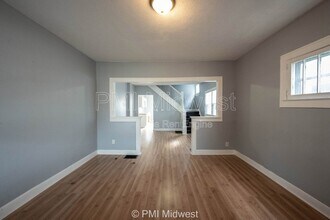 3413 N Capitol Ave in Indianapolis, IN - Foto de edificio - Building Photo