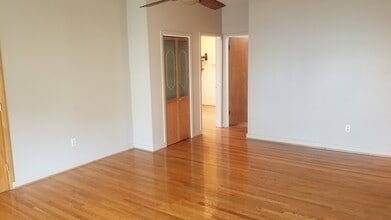 931 24th St, Unit 931.1 in Watervliet, NY - Building Photo - Building Photo