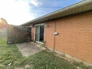 1826 Newark Rd in Zanesville, OH - Building Photo - Building Photo
