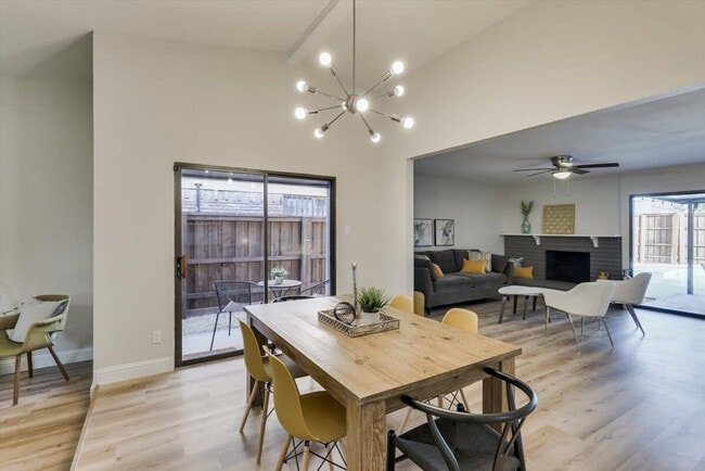 11622 Cotillion Dr in Dallas, TX - Building Photo - Building Photo