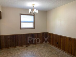 2234 S Arizona Ave in Joplin, MO - Building Photo - Building Photo