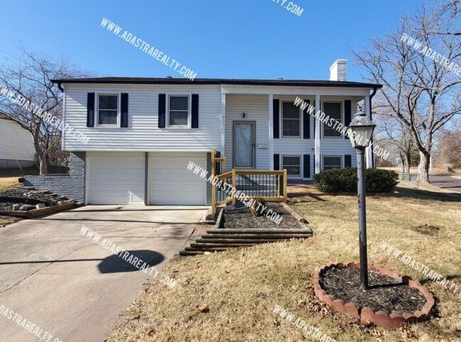 9700 W 89th Terrace in Overland Park, KS - Foto de edificio - Building Photo