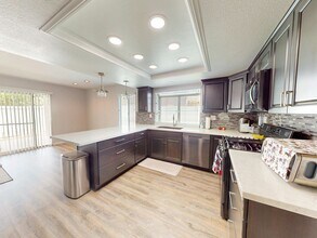 26140 Workman Pl in Loma Linda, CA - Building Photo - Building Photo