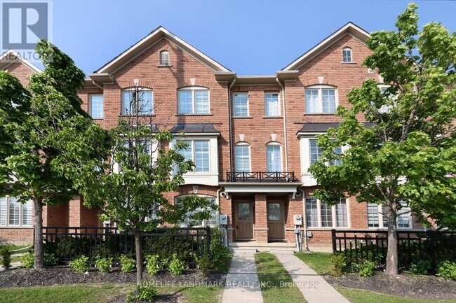 48 Peach Dr in Brampton, ON - Building Photo - Building Photo