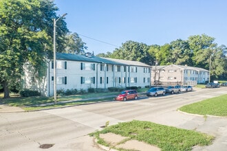 Lahser & Six Apartments in Detroit, MI - Building Photo - Building Photo