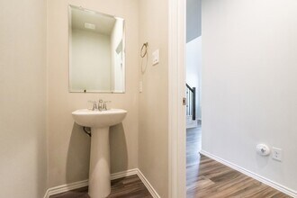 16856 Pink Wintergreen Dr in Conroe, TX - Foto de edificio - Building Photo