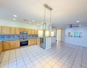 753 Seaview Dr in North Palm Beach, FL - Building Photo - Building Photo