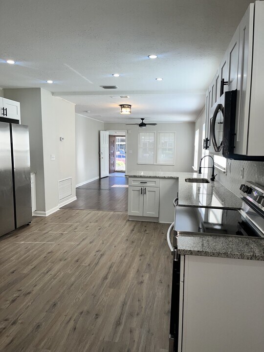 1223 Ida St in Jacksonville, FL - Building Photo