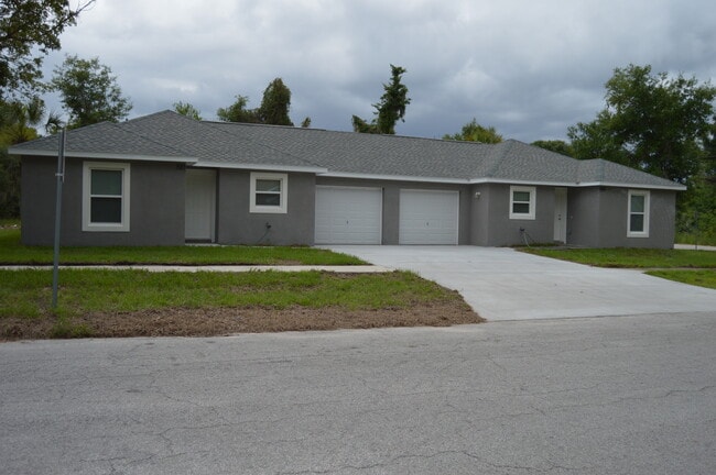 property at 810 E Gottsche Ave