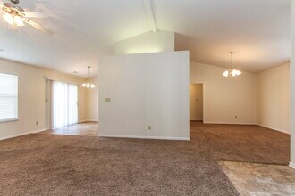 449 Grant Ct in Avon, IN - Building Photo - Building Photo