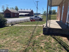 3301 Ritner Hwy in Newville, PA - Building Photo - Building Photo