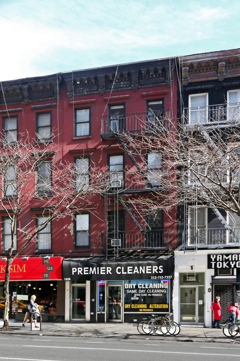 1028 Second Ave in New York, NY - Building Photo