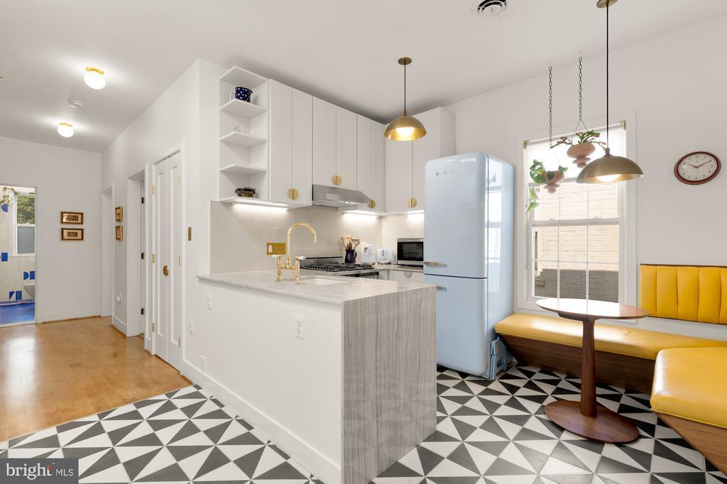 3022 R St NW in Washington, DC - Building Photo