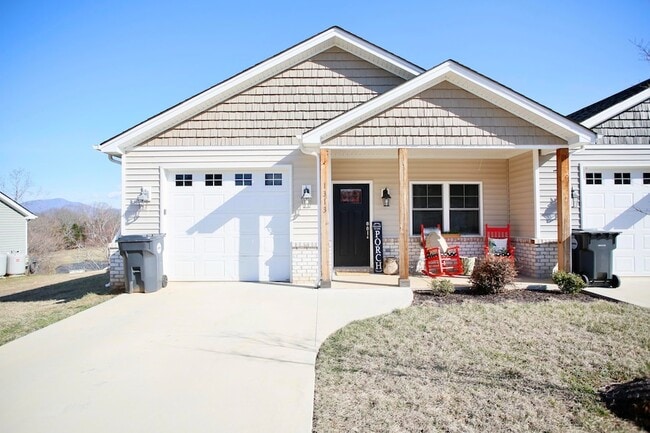 property at 1313 Emerald View Ct
