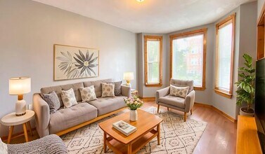 6833 S Green St in Chicago, IL - Building Photo - Building Photo