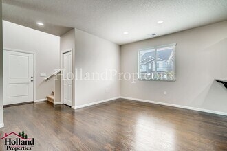 7358 NW 167th Ave in Portland, OR - Building Photo - Building Photo