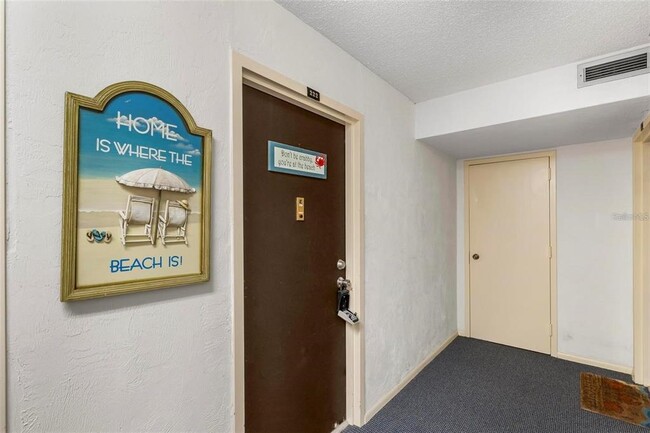 3600 S Ocean Shore Blvd in Flagler Beach, FL - Foto de edificio - Building Photo